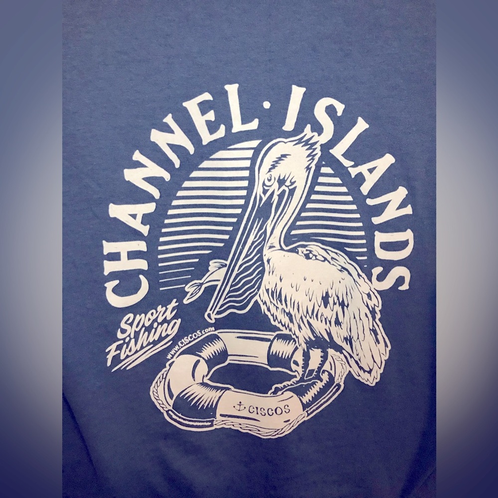 Blue / White Pelican Cotton T-Shirt - Unisex - SIZE MEDIUM - Never Worn!!